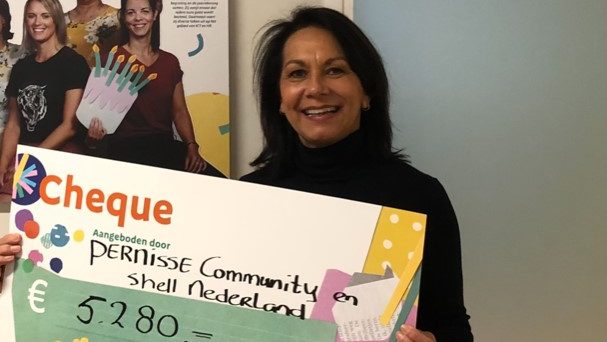 Het Sophia Kinderziekenhuis ontving een mooi bedrag van Shell Pernis.