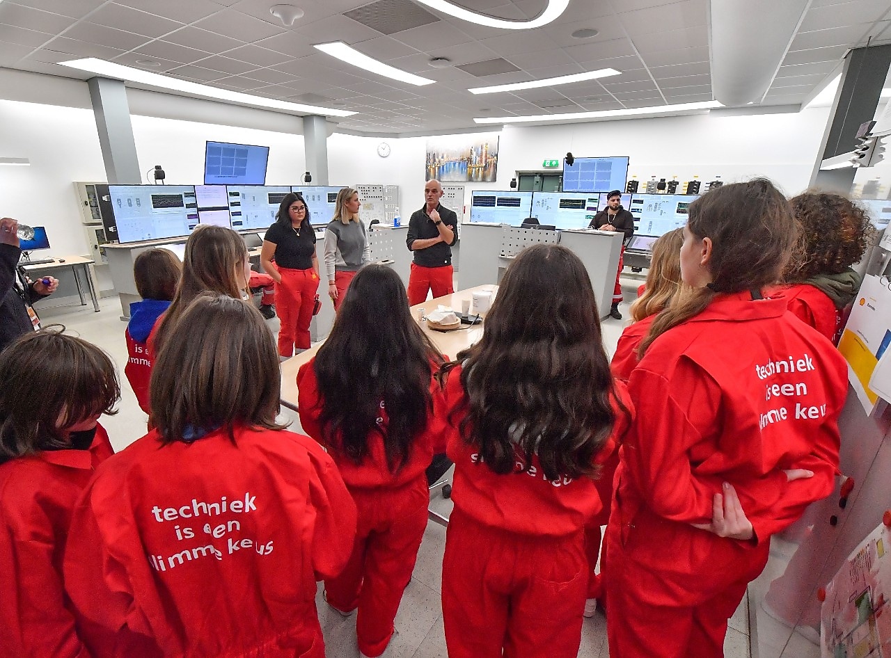 Bezoek aan de controlekamer.