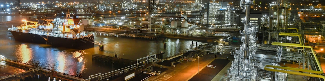 Verstoring leidt tot fakkelen