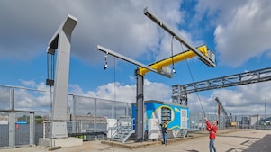 De megawattlader op het terrein van de ETCA, juni 2024. (Foto: Michel Campfens)