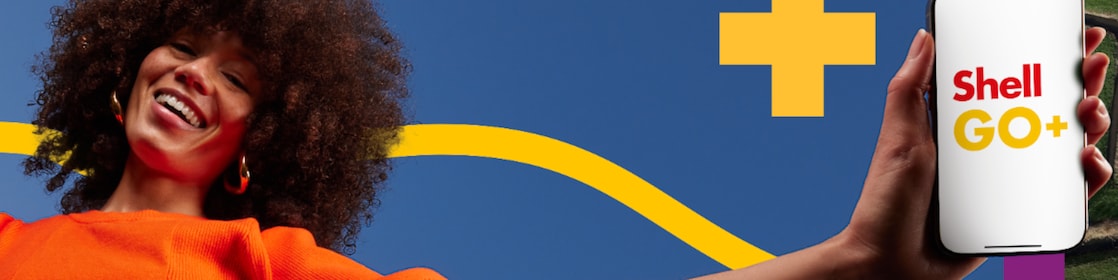 Shell GO+ vrouw met mobiel