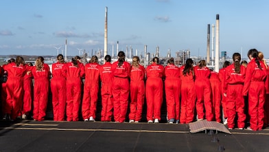 Deelnemers aan Girls' Day 2026 bij Shell Pernis (Foto: Adriaan Schep)