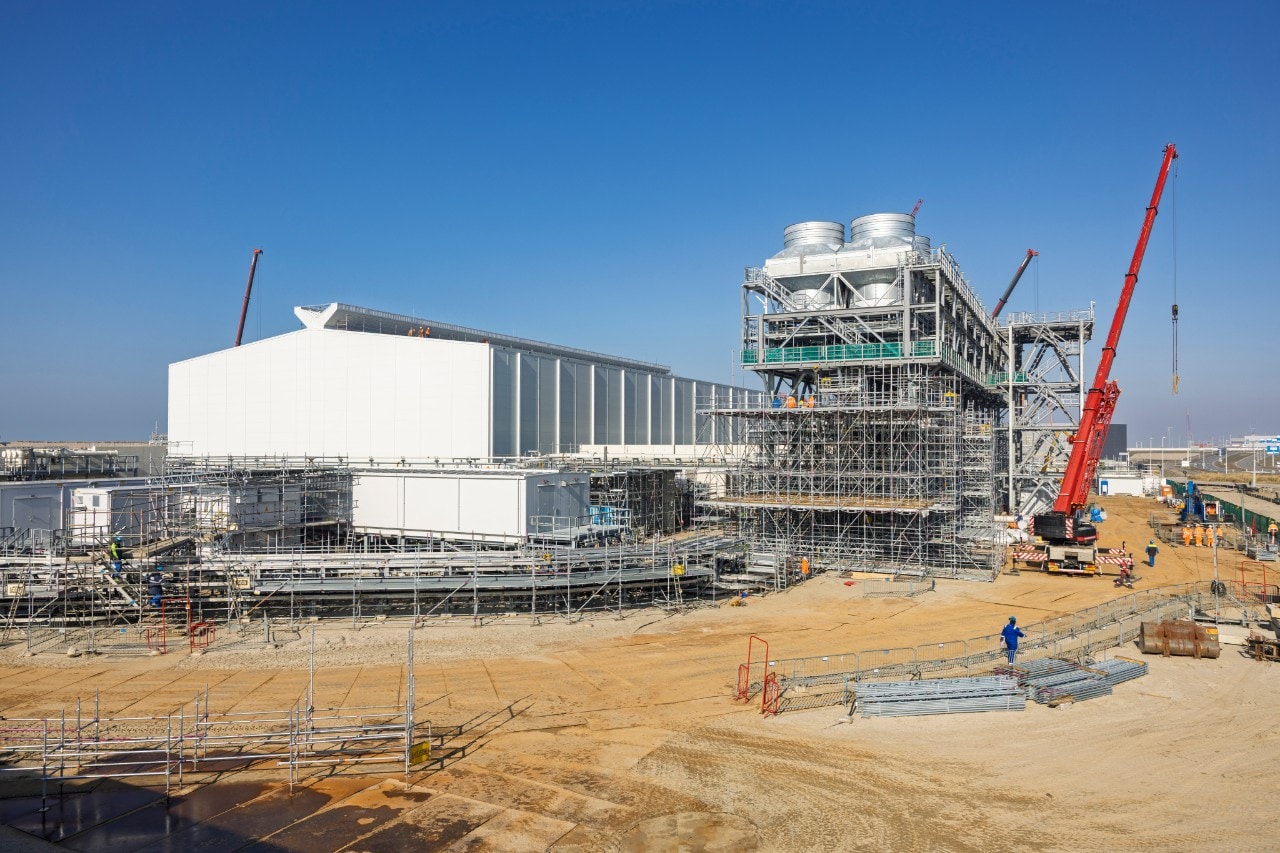 Waterstof. De Holland Hydrogen 1 op de Tweede Maasvlakte in aanbouw. Creditvermelding "Shell/Eric van Vuuren" verplicht bij publicatie. Beeld mag alleen voor redactionele doeleinden worden gebruikt.