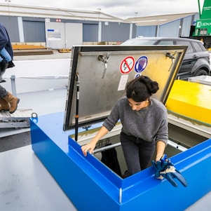 Op het binnenvaartschip Phorcys (Foto: Jiri Büller)