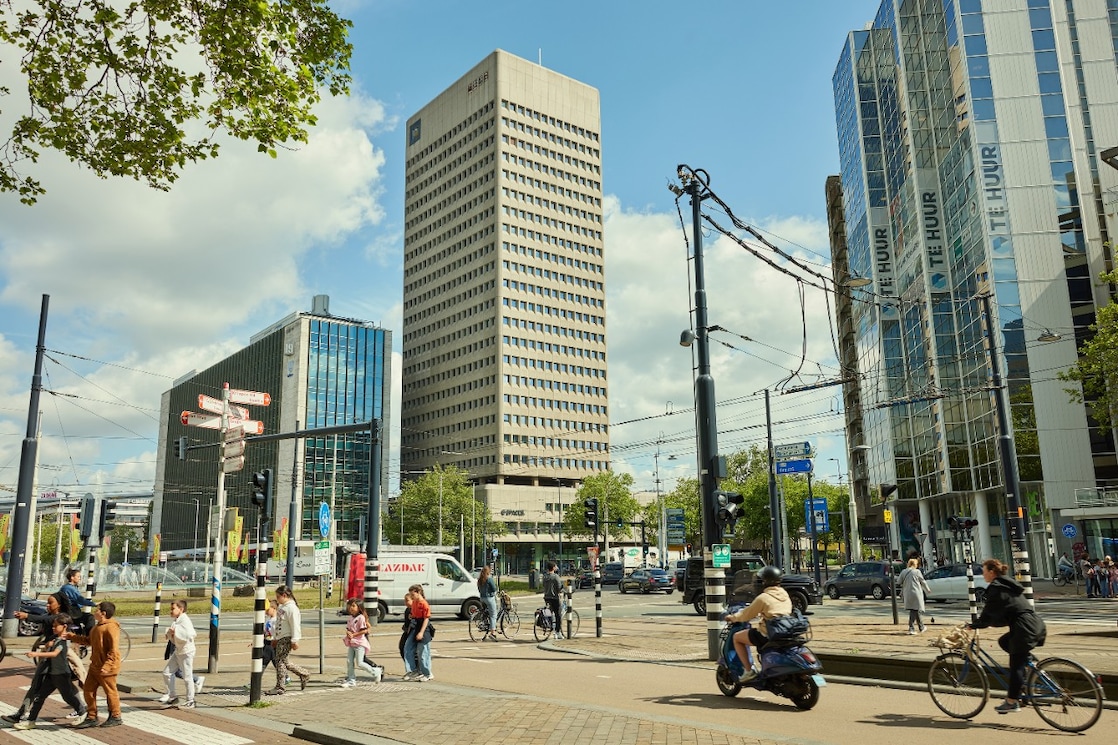 De Shell-gebouwen op Rotterdam Hofplein anno 2024 (Foto: Herbert Berens)