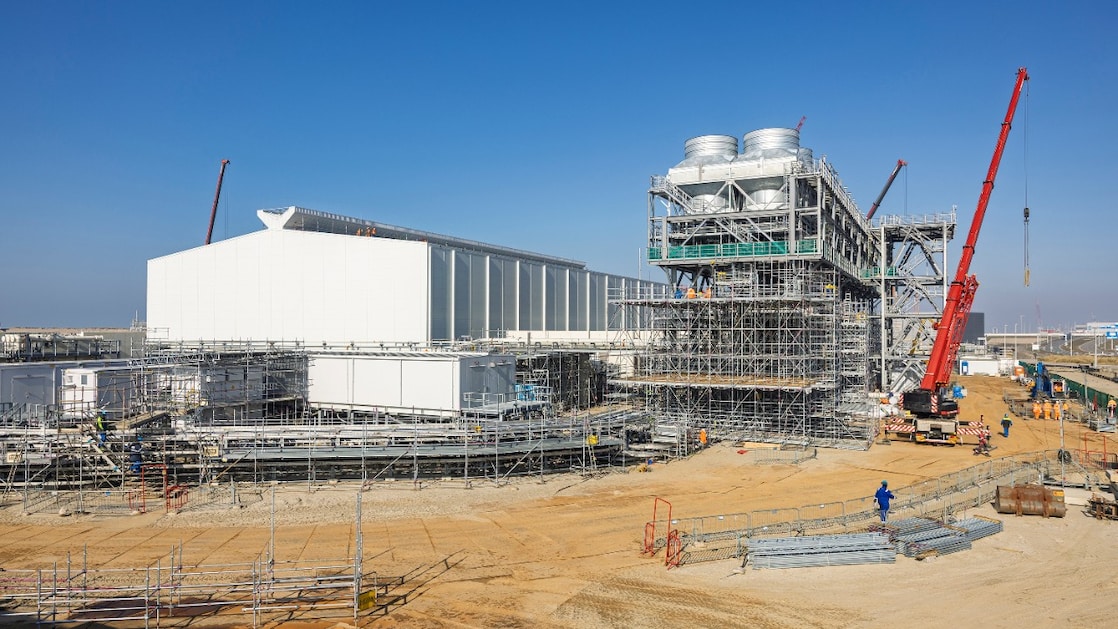 De Holland Hydrogen 1 in aanbouw op de Tweede Maasvlakte, voorjaar 2025 (Foto: Eric van Vuuren)