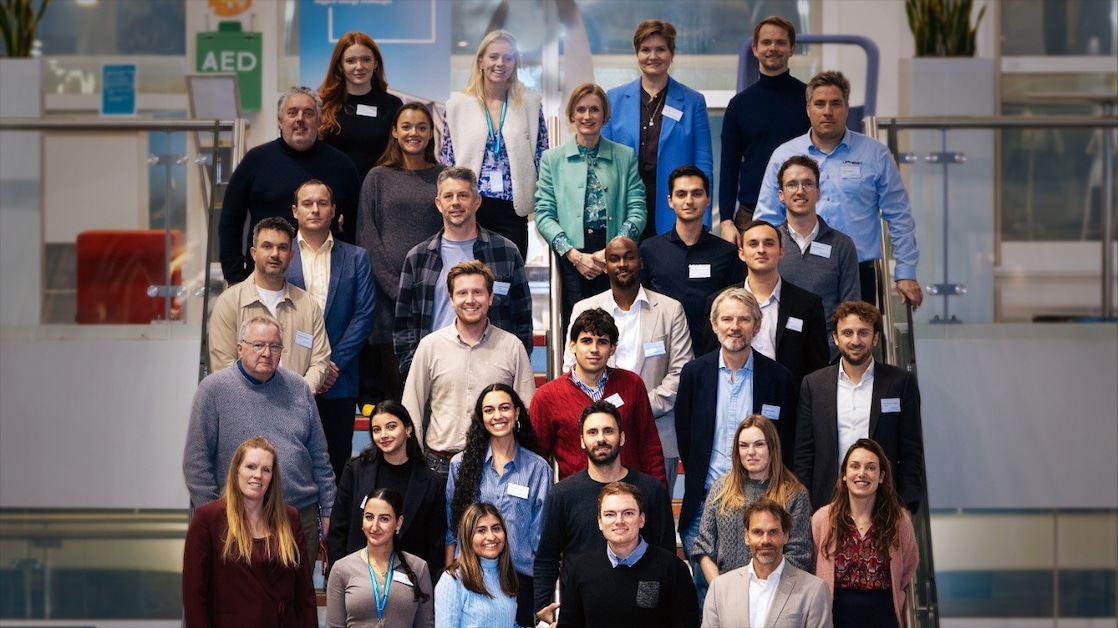 Participants and staff of the 2025 LeapSprong edition in the atrium of the Energy Transition Campus Amsterdam (ETCA) (Photo: Sebastian Vonmoos)