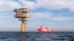 Een monopile in de Noordzee (Foto: Tanja Engelberts)
