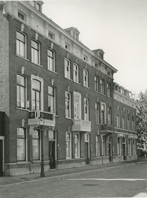 De Celebesstraat in den Haag, waar De Gelder zijn reis begon (Foto: Shell Historical Heritage & Archive)