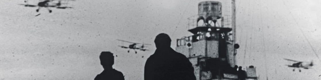 Swordfish-vliegtuigen bij een Nederlands Shell-vliegdekschip in de Tweede Wereldoorlog