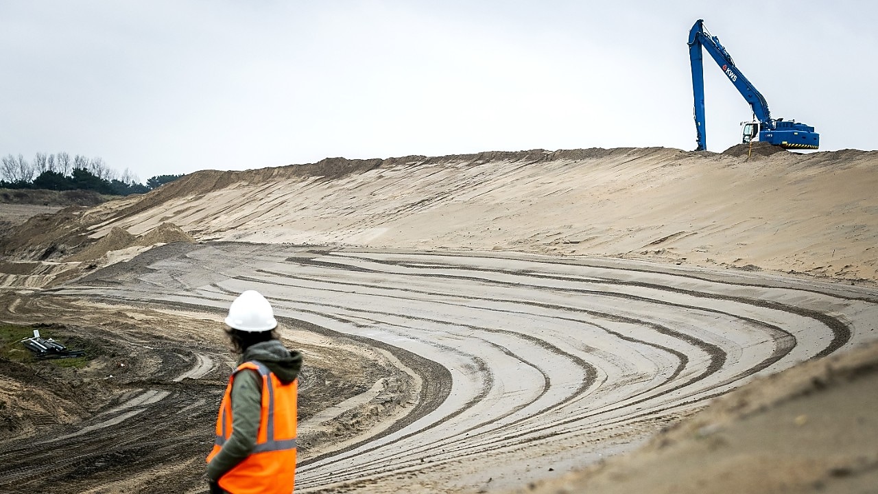 Het aanleggen van de kombocht op het circuit van Zandvoort (Foto: ANP) (Foto: ANP)
