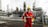 Jan-Kees Logmans bij de fabrieken van Shell Pernis (Foto: Christian Kalse)