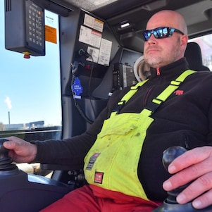 The Mammoet crane driver, April 2026 (Photo: Ernst Bode)