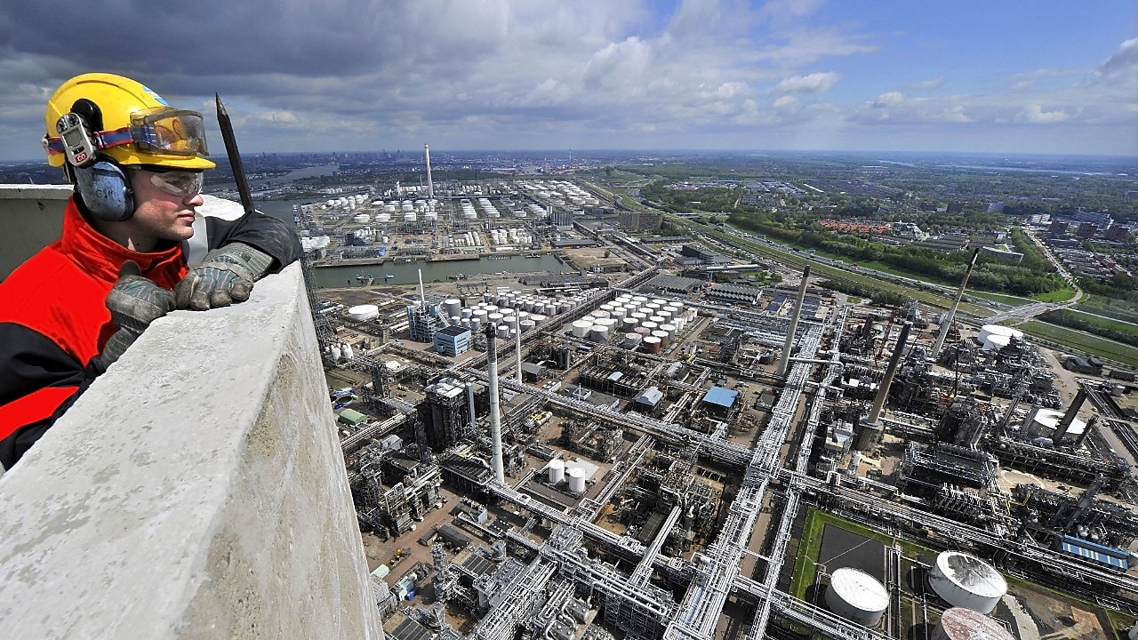 Uitzicht over Shell-pernis