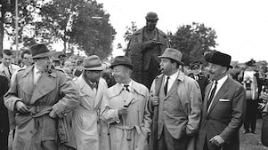 Foto van Georges Simenon in Delfzijl (Foto: ANP)