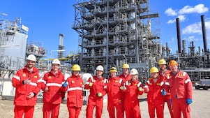 Duimen omhoog voor de circulaire economie op Shell Chemicals Park Moerdijk