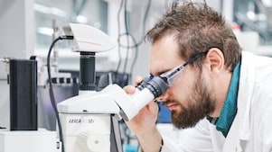 Microscopisch onderzoek op de ETCA