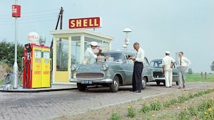 Het Shell-station Van Tright Geervliet, circa 1960