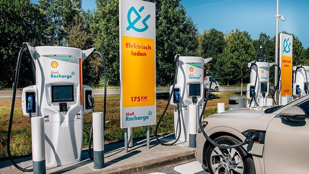 On the go snelladen bij Shell-stations