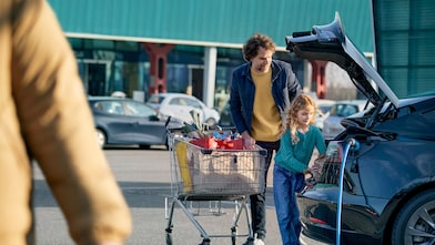 Close-up of Shell pump used to fuel car