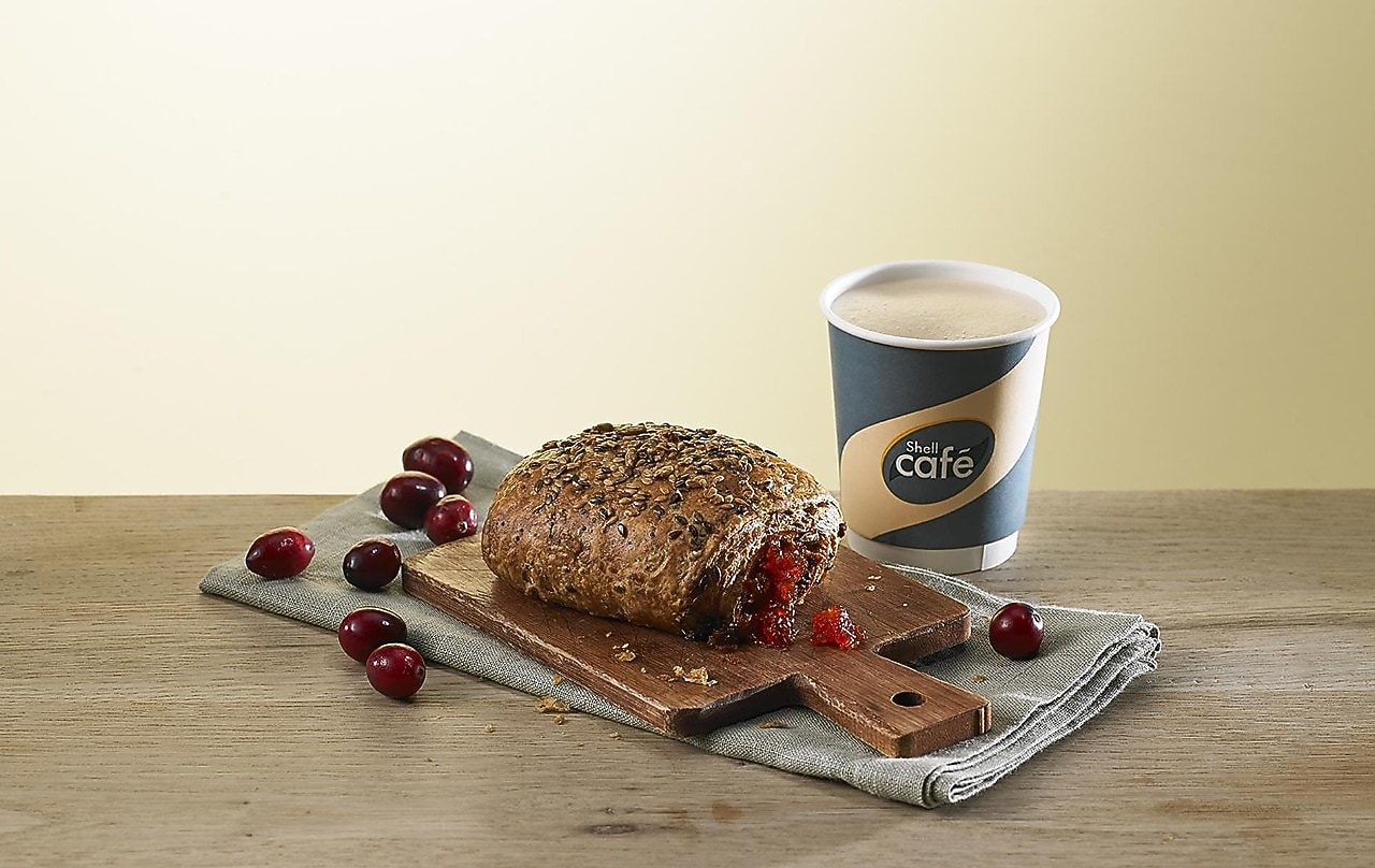 Ontbijtdeal: koffie en croissant rood fruit € 3,50